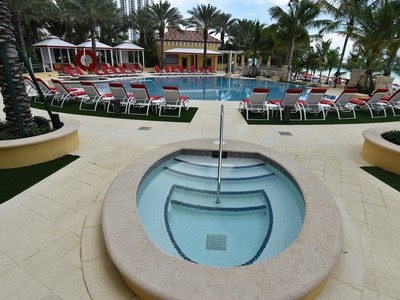 Mansions at Acqualina